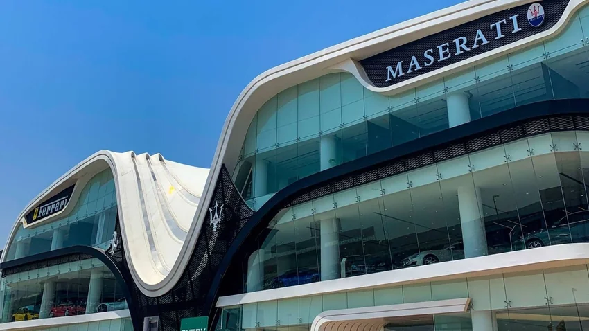 Ferrari & Maserati Showroom