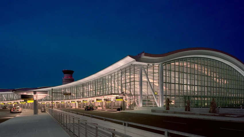 Toronto Pearson Int’l Airport
